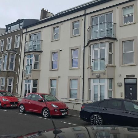 Apt 1, Whiterocks Portrush Bagian luar foto