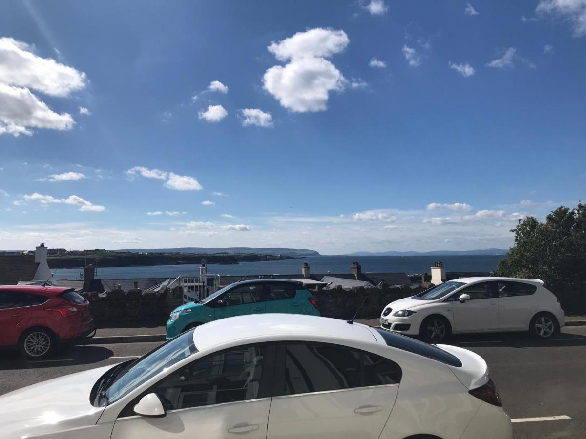 Apt 1, Whiterocks Portrush Bagian luar foto
