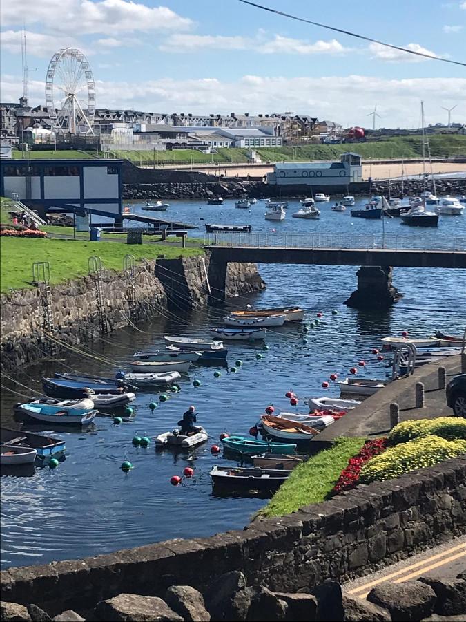 Apt 1, Whiterocks Portrush Bagian luar foto