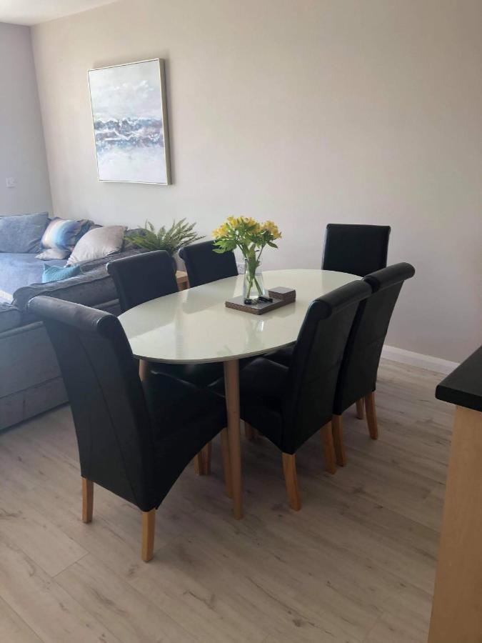 Apt 1, Whiterocks Portrush Bagian luar foto